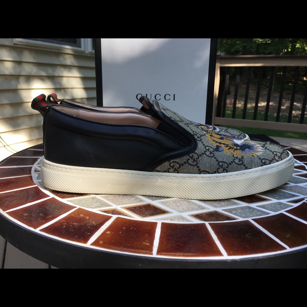 Gucci slip on loafer authentic